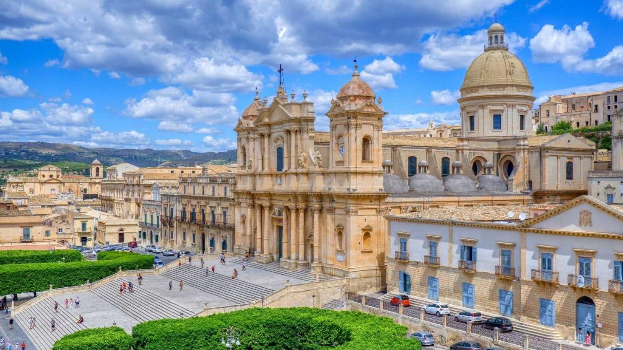 Casa Gile Appartement Noto Buitenkant foto